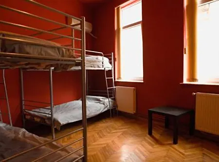 Hostel Fun House *