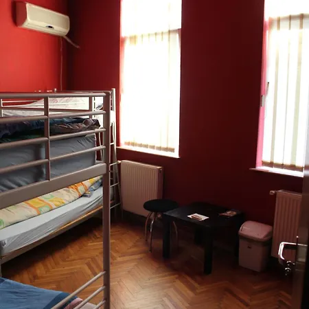 Hostel Fun House