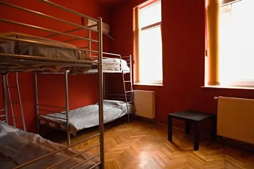 Hostel Fun House *
