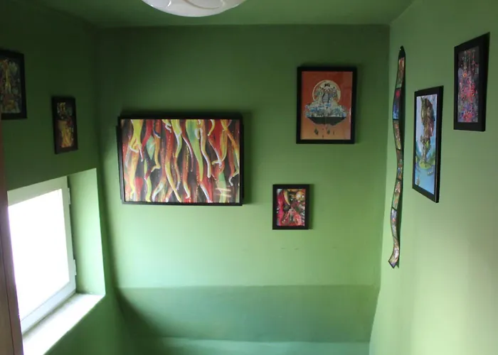 Hostel Fun House