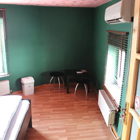 אכסניה Fun House בוקרשט